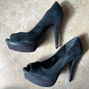 Gianni Bini Pumps
